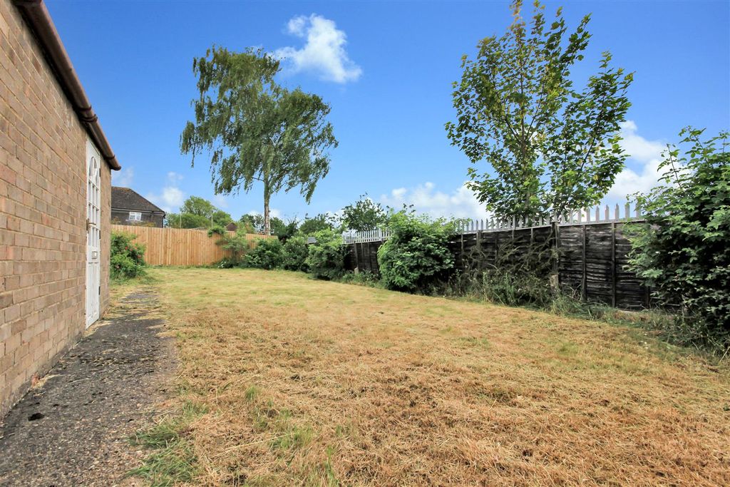 Property photo 2 of 14 Img_2029.Jpg