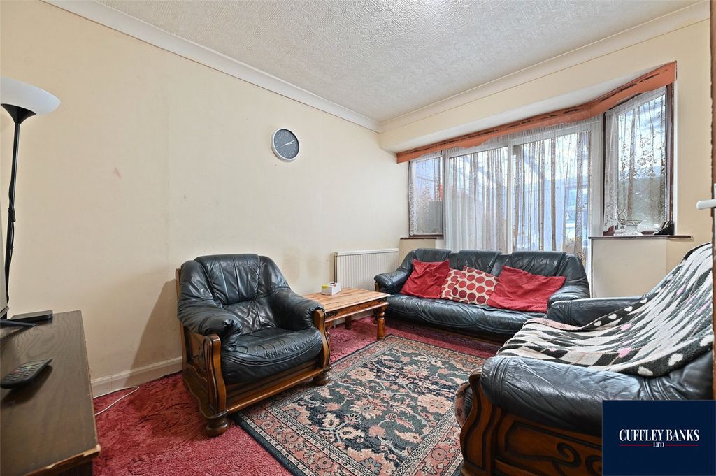 Property photo 2 of 10 Picture No. 02
