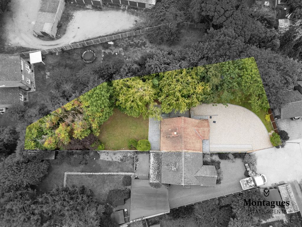 Property photo 3 of 24 Photo 2