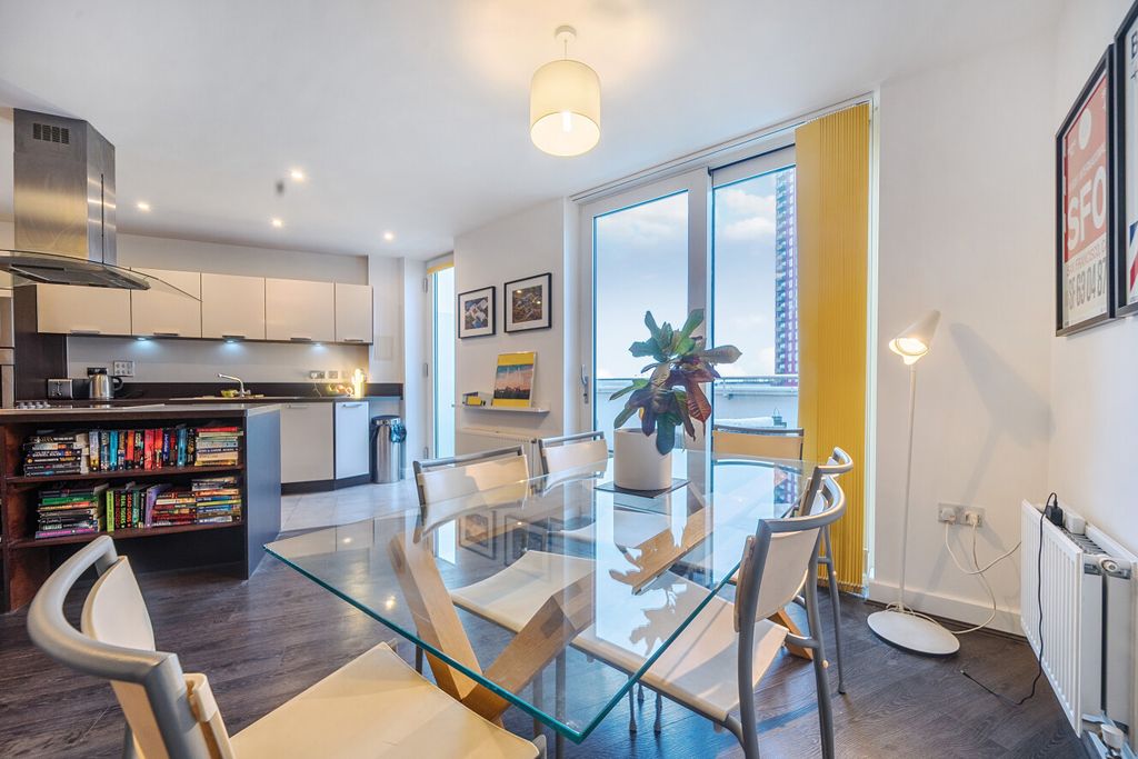 Property photo 2 of 22 1416531-3-699c99c...