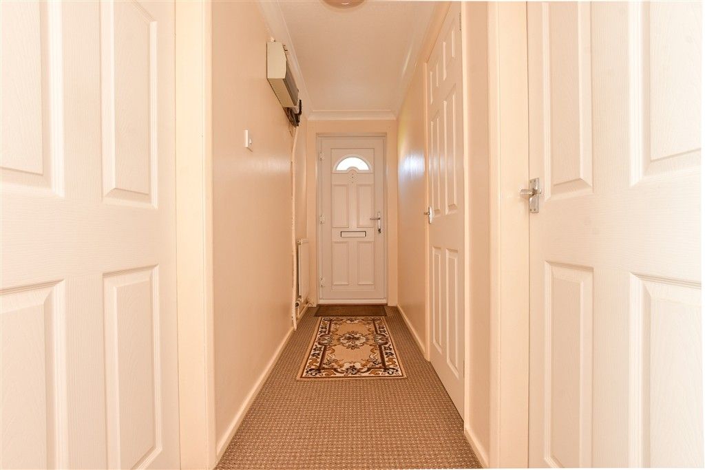 Property photo 3 of 13 Entrance Hall