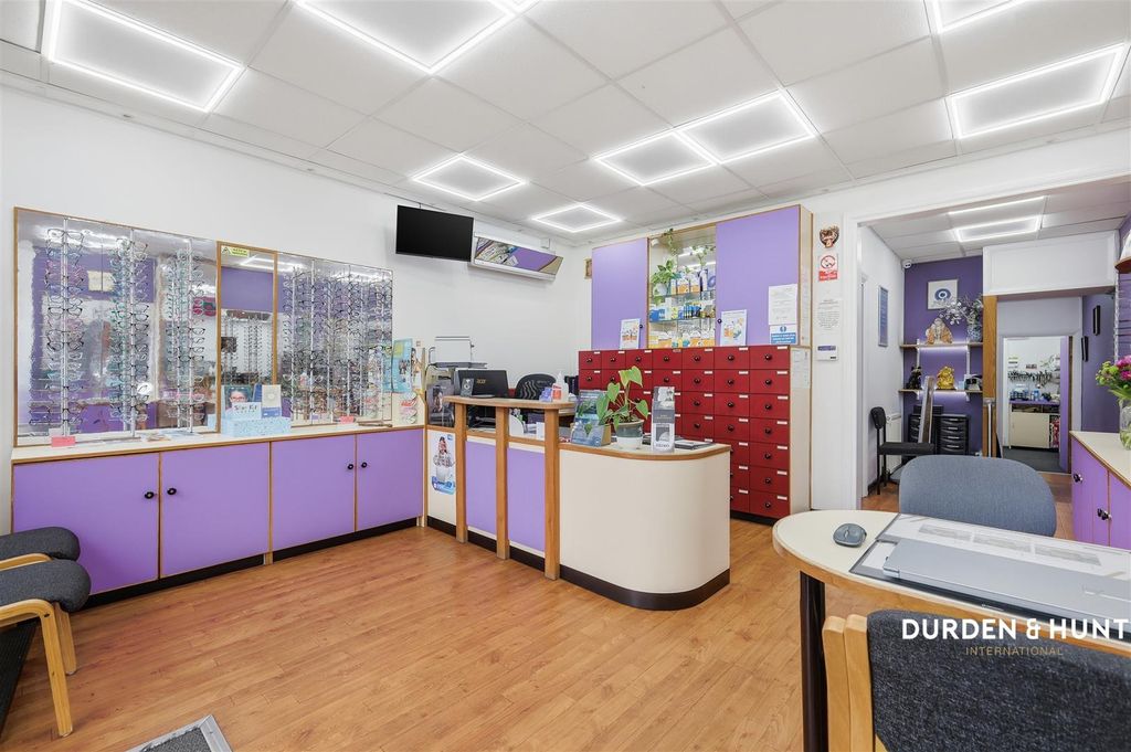 Property photo 2 of 21 High Road