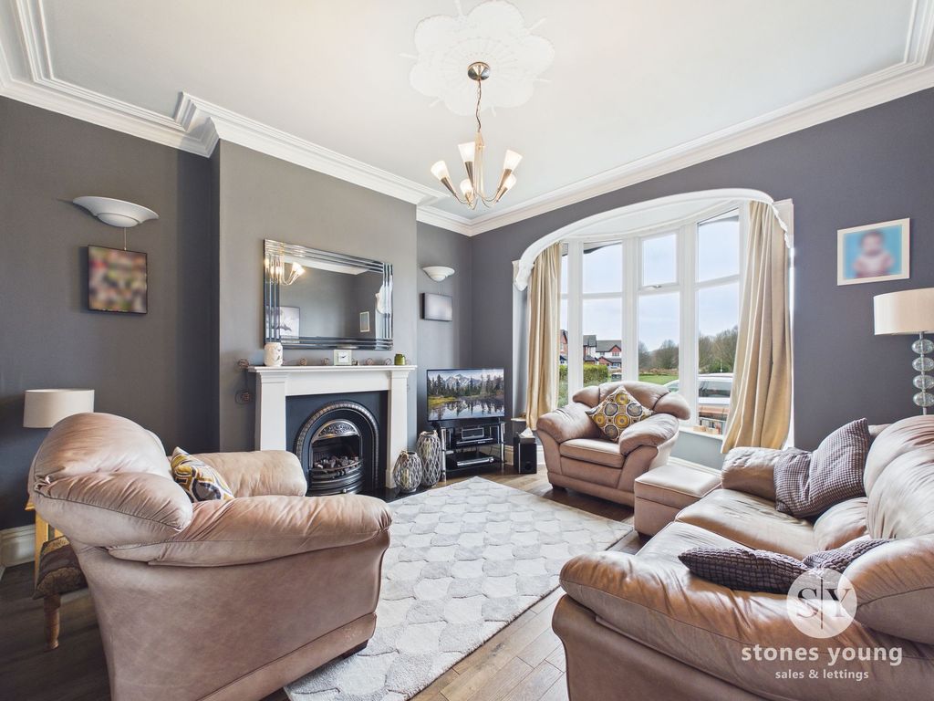 Property photo 2 of 28