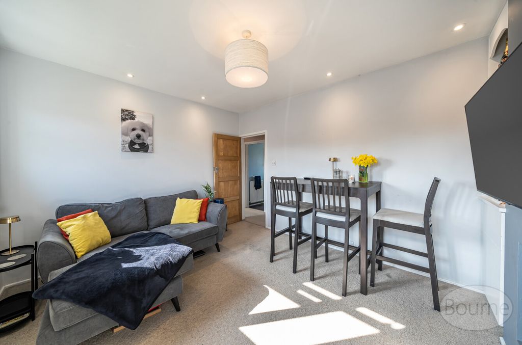 Property photo 2 of 11 06549Fa5-6700-4Cf...