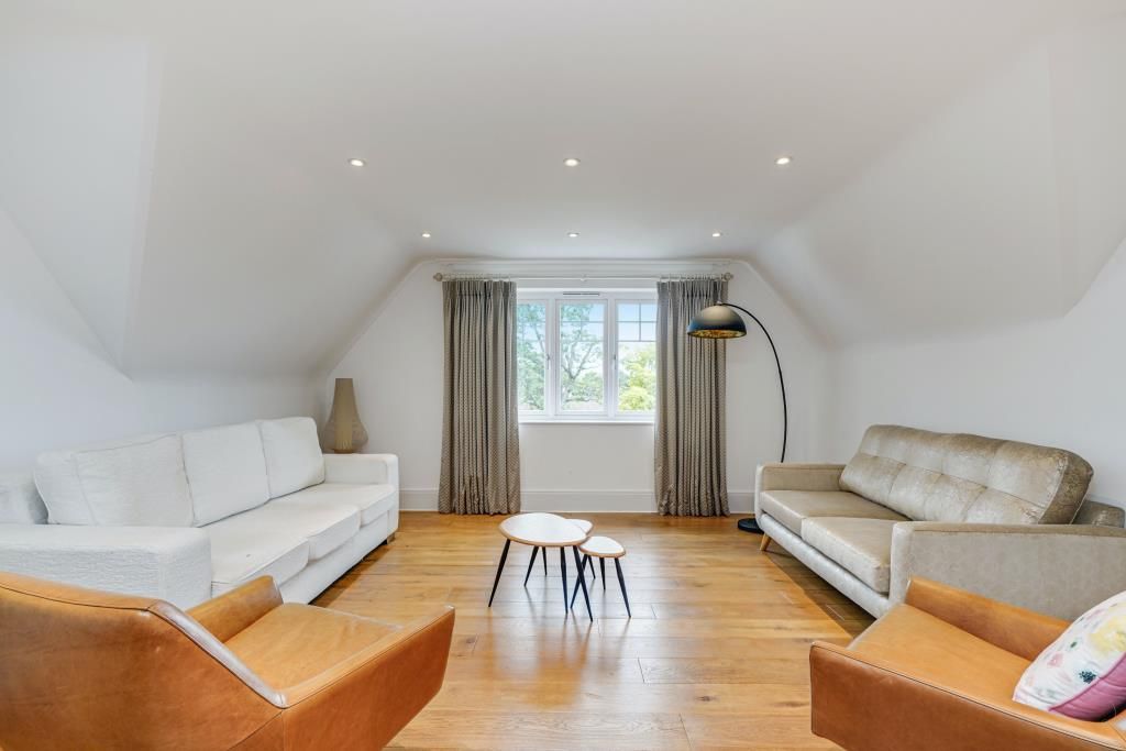 Property photo 2 of 12 Dsc09232Ed_Lge.Jpg