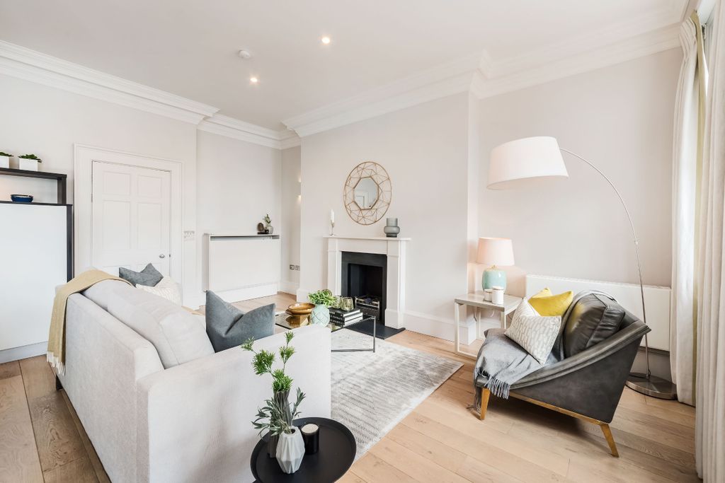 Property photo 3 of 16