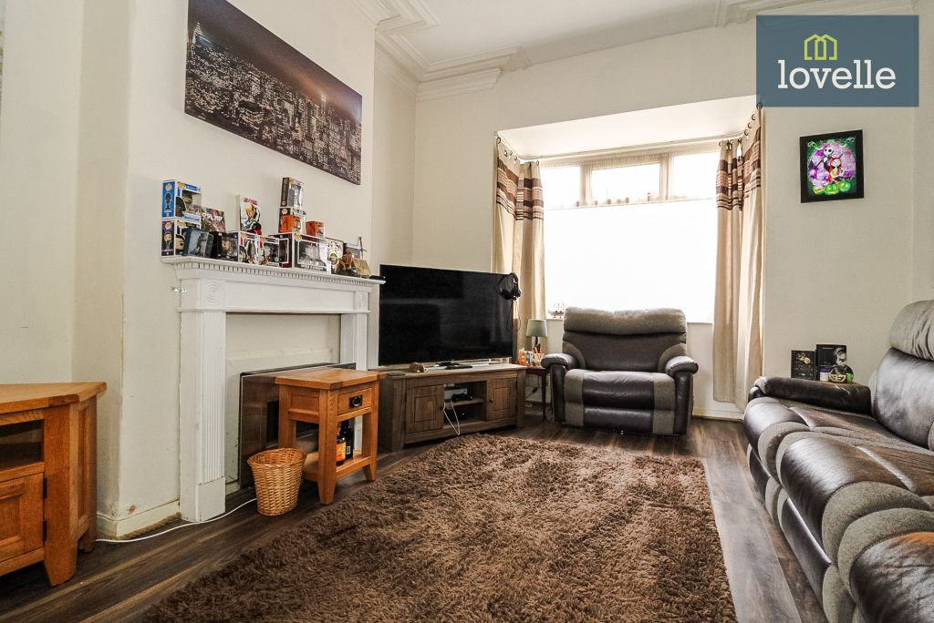 Property photo 2 of 12
