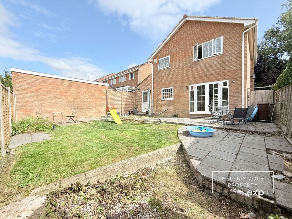 Property photo 2 of 14