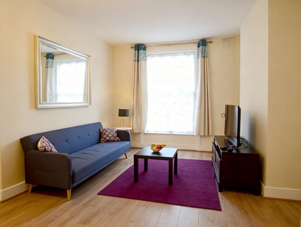 Property photo 1 of 9
