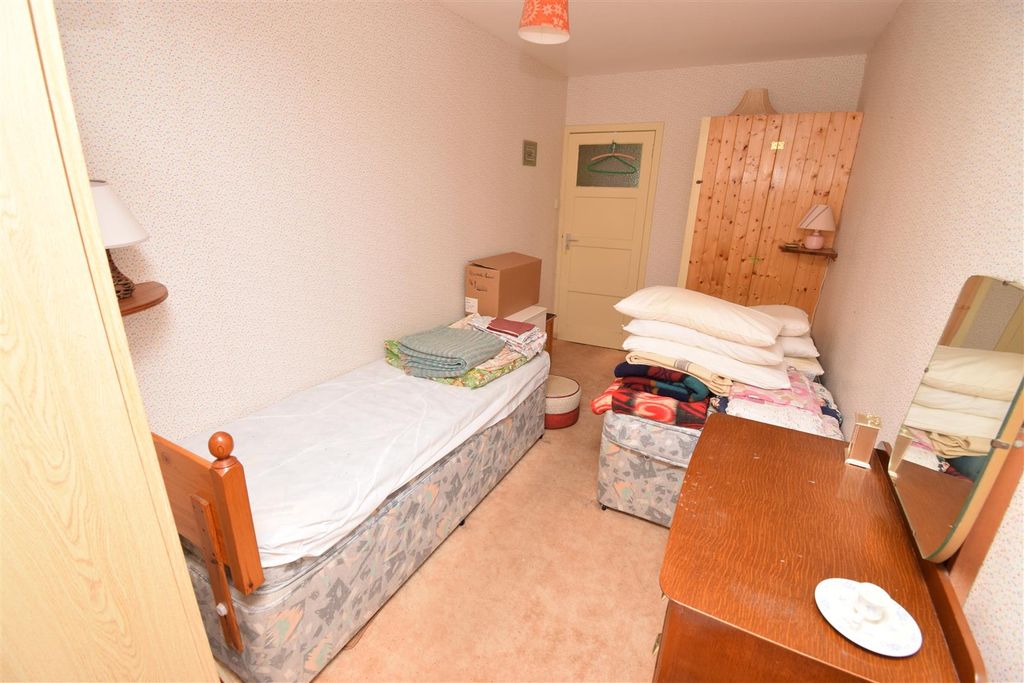 Property photo 3 of 25 Bedroom Two.Jpg