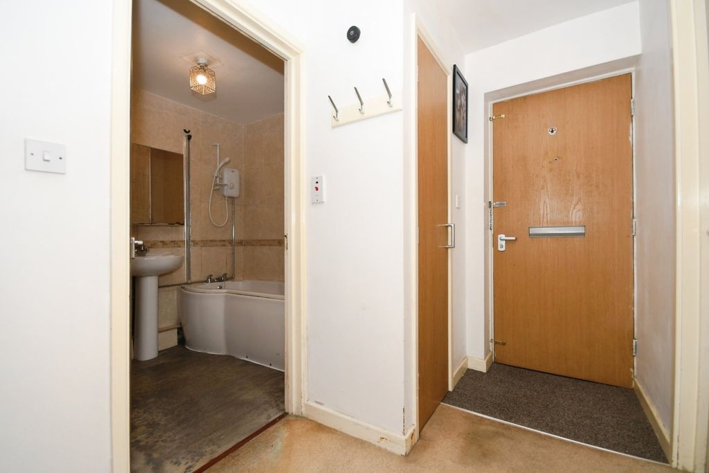Property photo 2 of 12 Interal