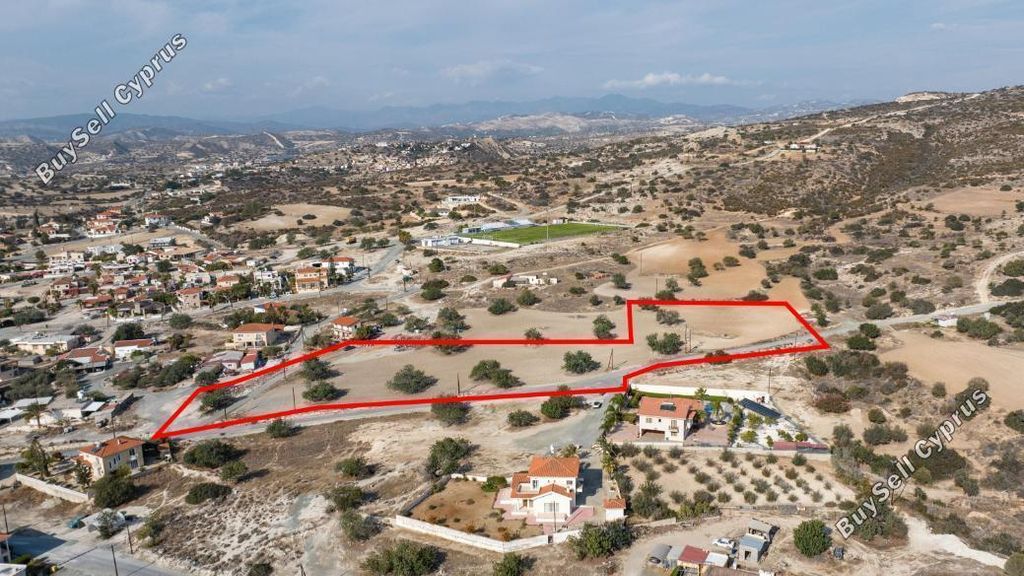 Property photo 2 of 5