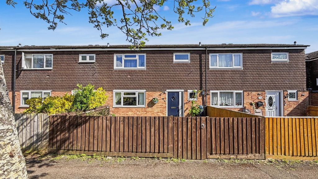 Property photo 1 of 12 4799880