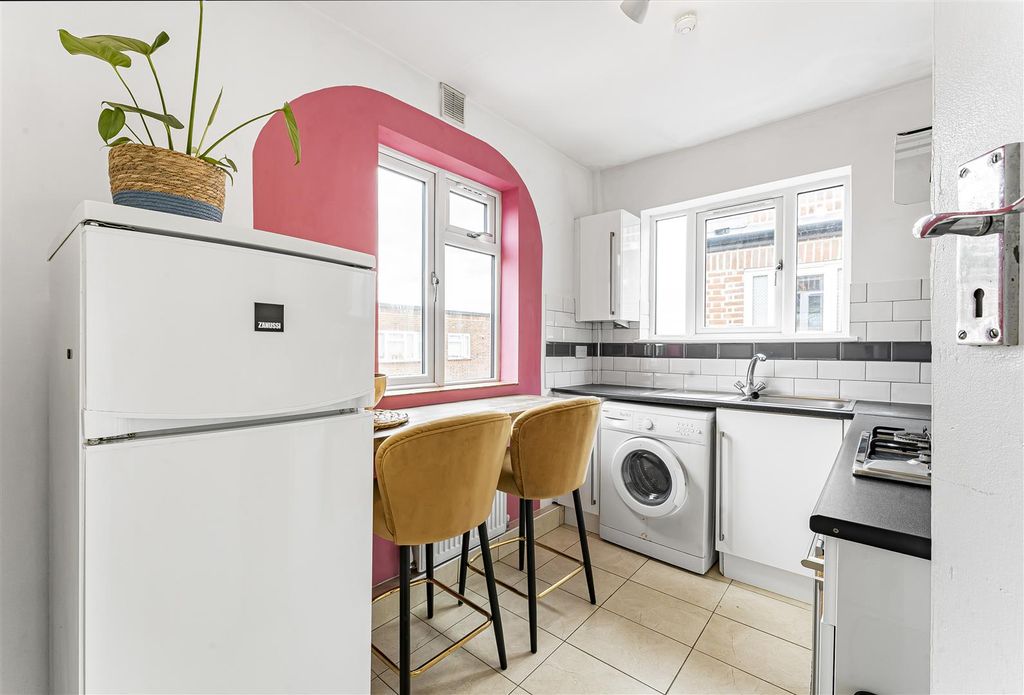 Property photo 3 of 26 3