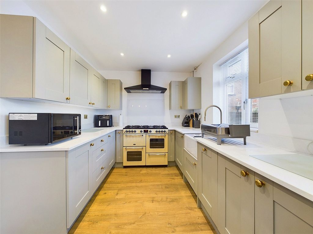 Property photo 3 of 13 Picture No. 29