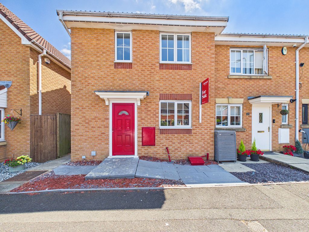 Property photo 1 of 27