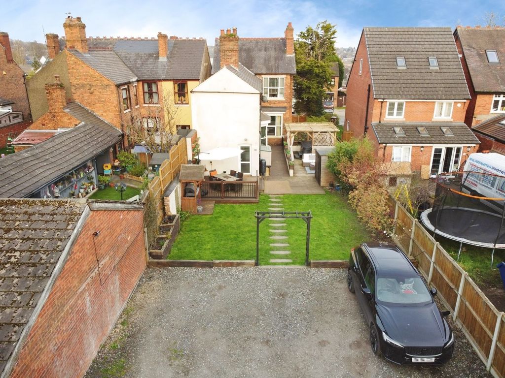 Property photo 2 of 37