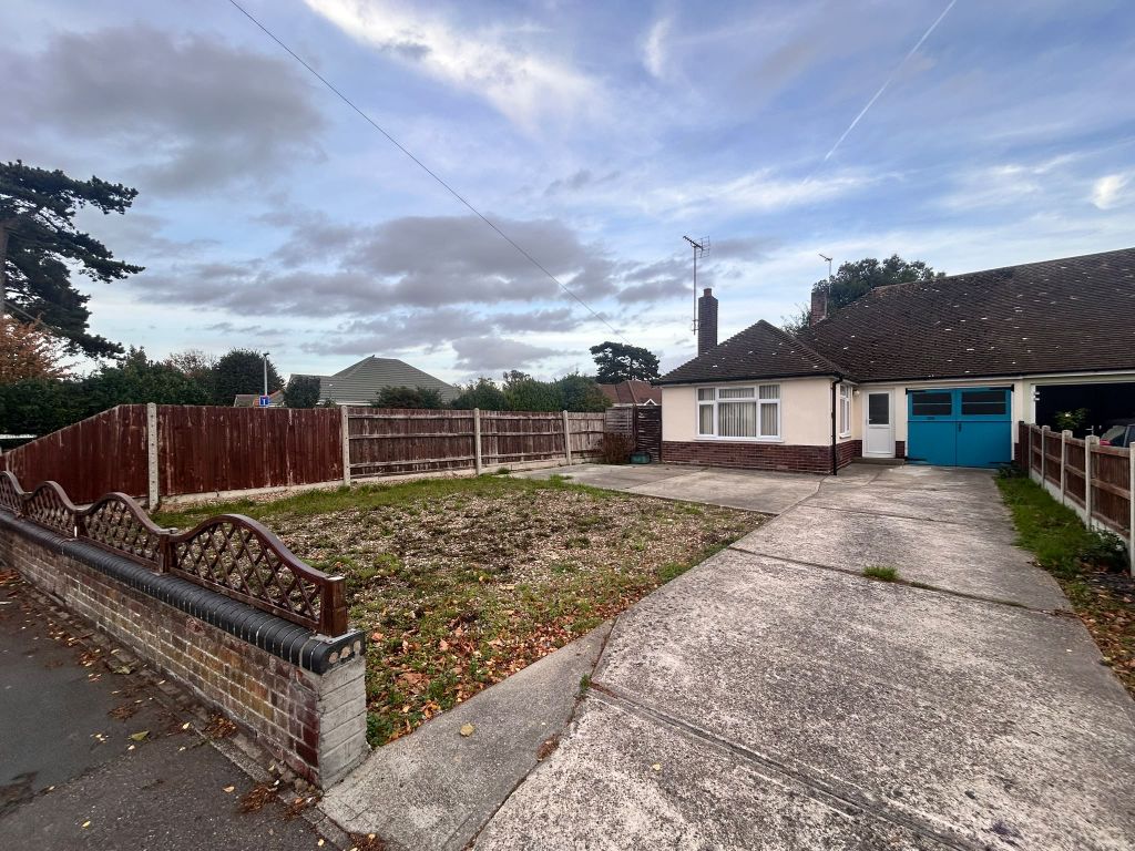 Property photo 1 of 12
