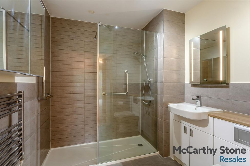 Additional image 14 of 2 bed flat for saleBarleythorpe Road, Rutland LE15