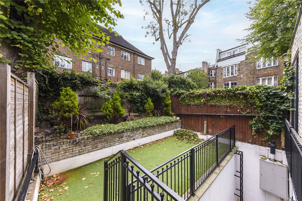 Property photo 2 of 12 Picture No. 40