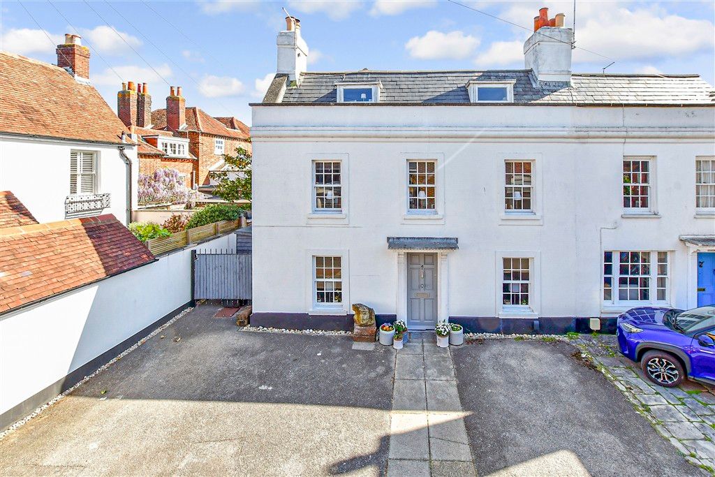 Property photo 1 of 15 External (Web)