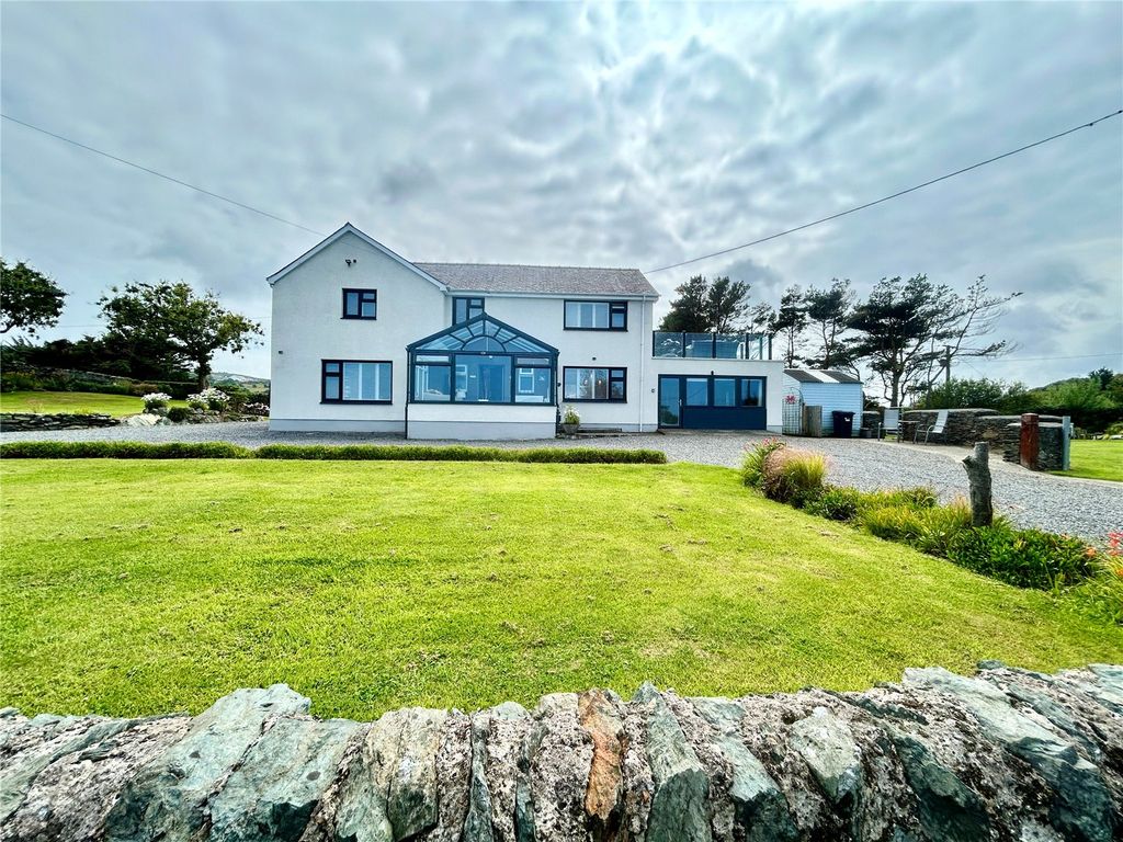 Property photo 1 of 36 Picture No. 21
