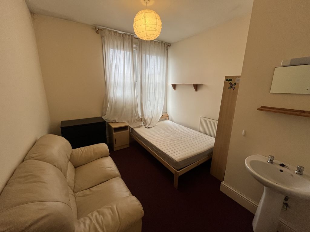 Property photo 3 of 7 Img_2264