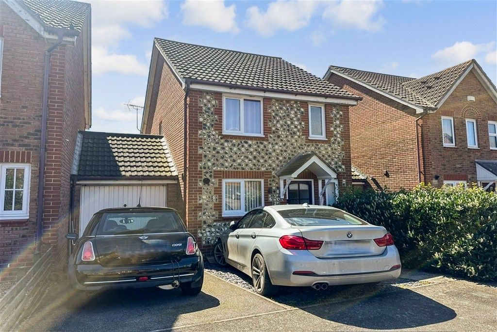 Property photo 1 of 1 Front