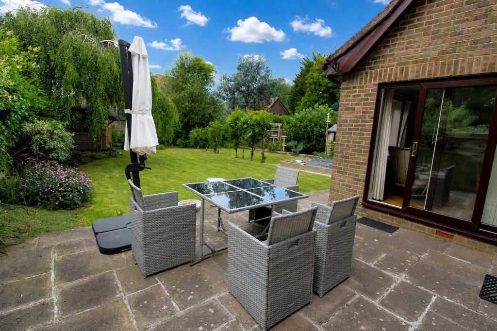Property photo 3 of 24 Picture No. 05