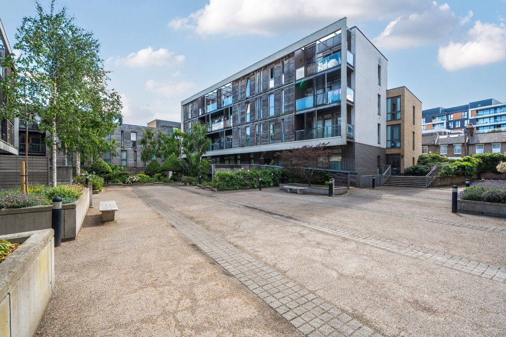 Property photo 1 of 19 External Area
