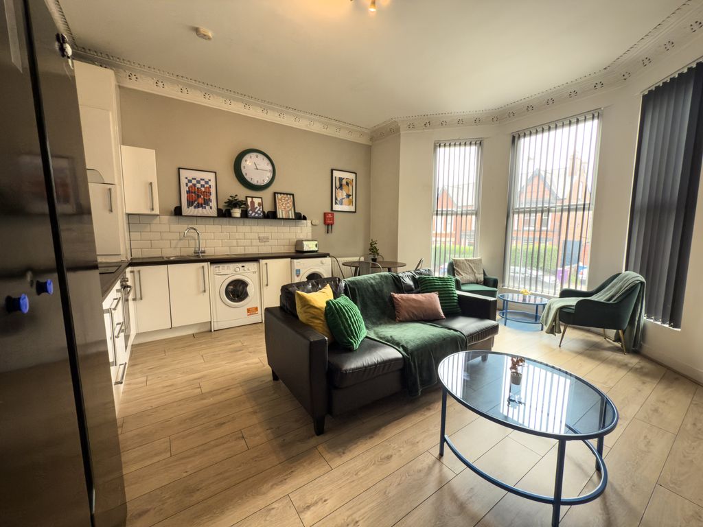 Property photo 1 of 16 18-Img_1766