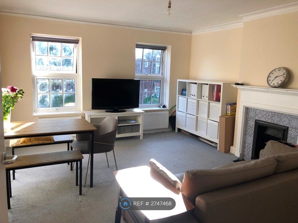 Property photo 3 of 11