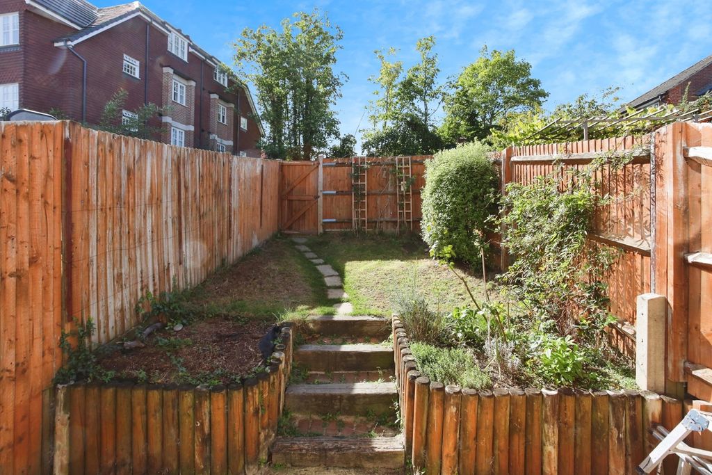 Property photo 3 of 17 Photo