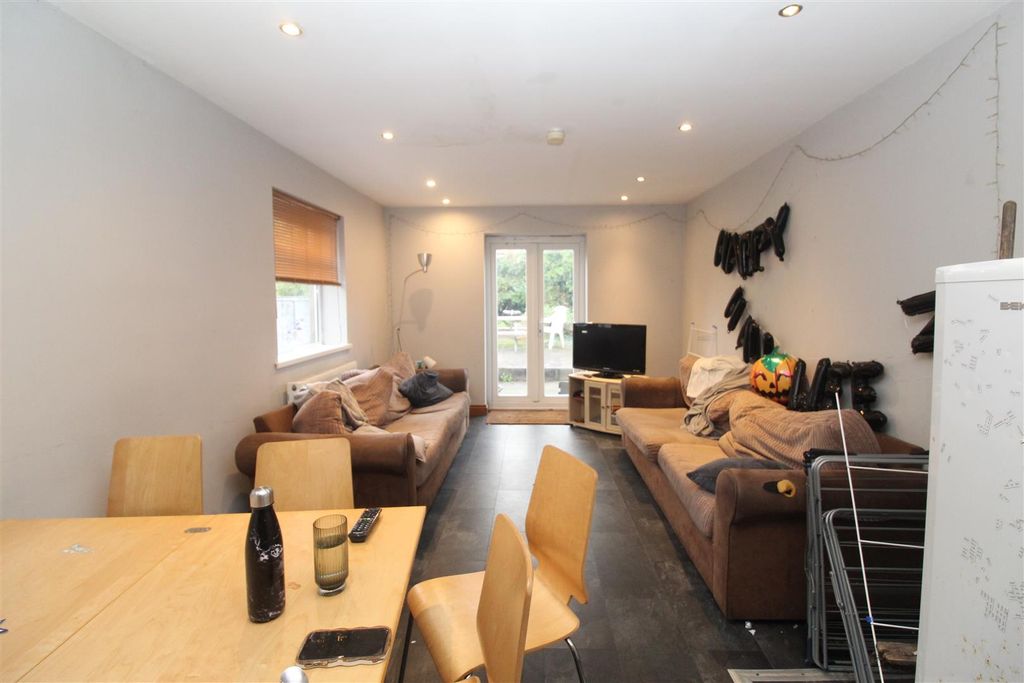 Property photo 3 of 16 Img_2465.Jpg