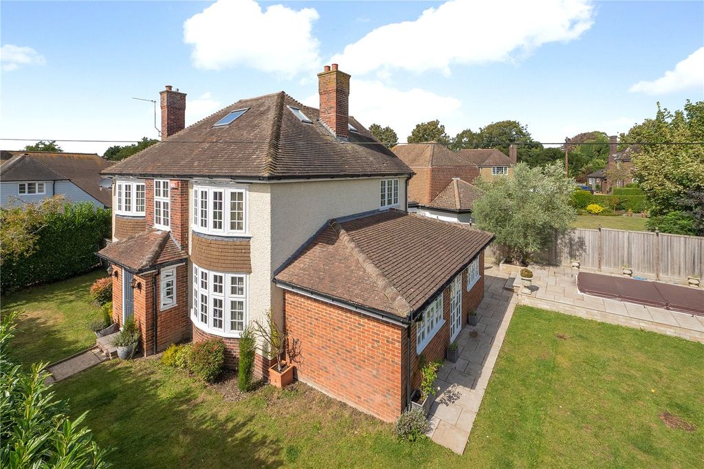 Property photo 1 of 31 Picture No. 12