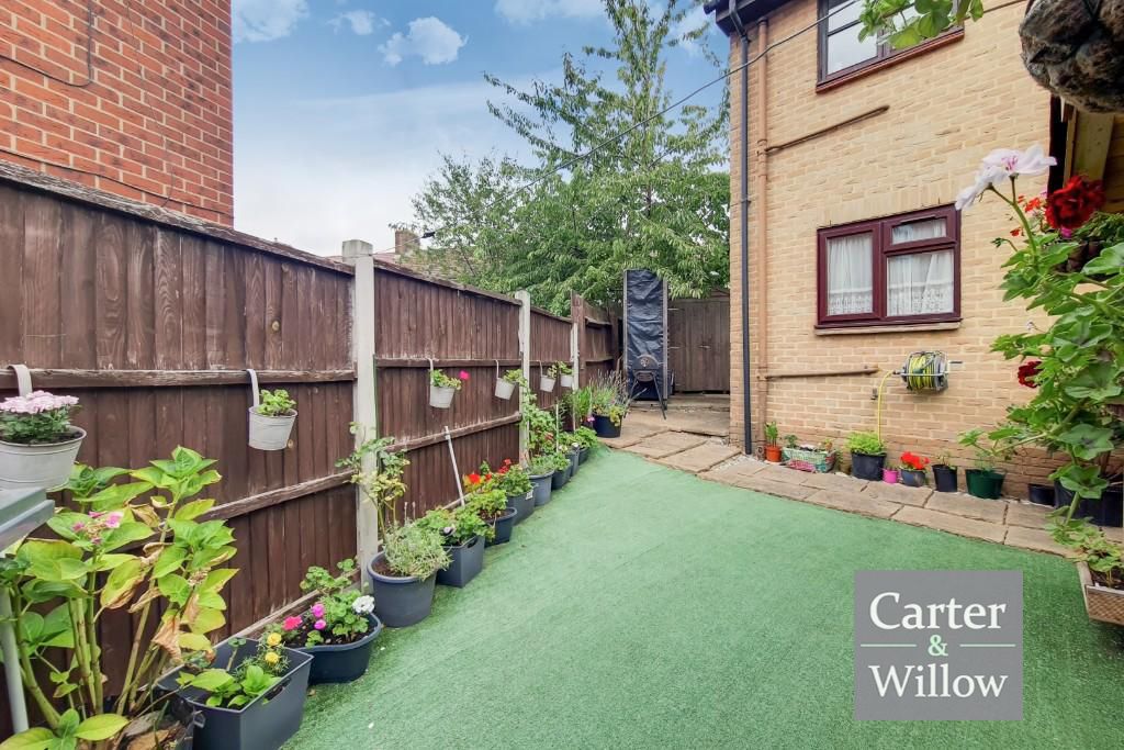 Property photo 3 of 6