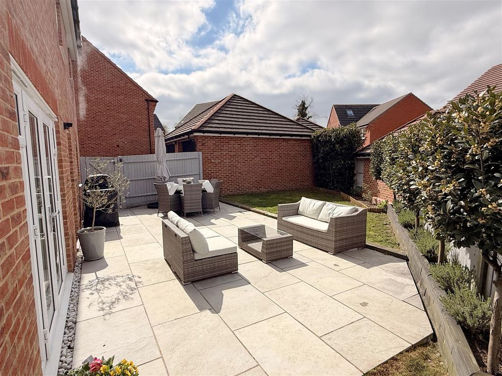 Property photo 2 of 24 Grd 1 N.Jpeg