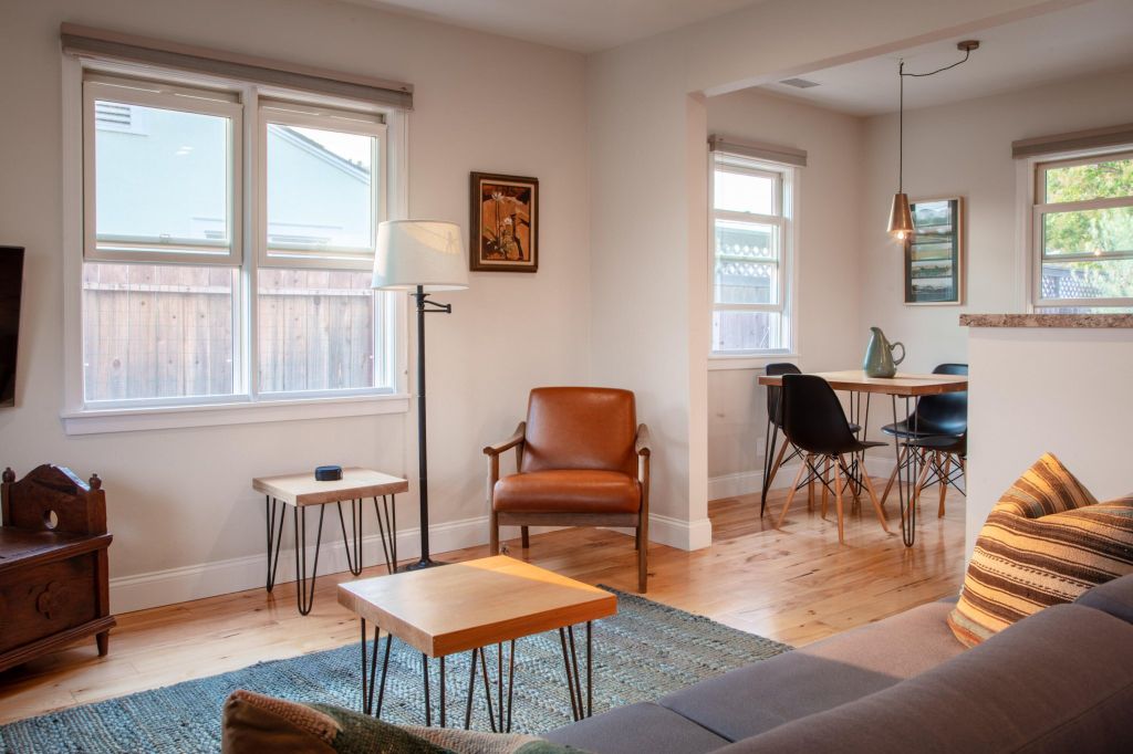 Property photo 3 of 10 <Alttext/>