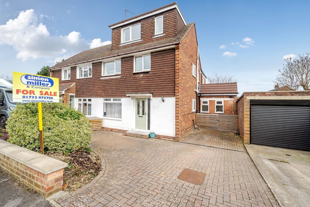 Property photo 1 of 19 1260703 (1).Jpg