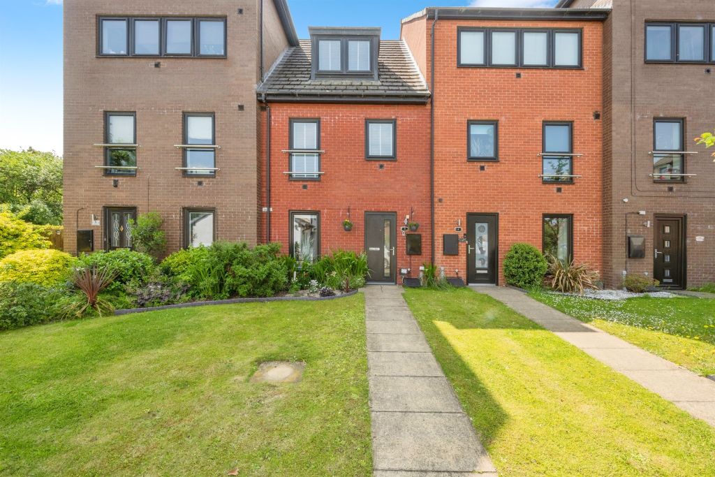 Property photo 1 of 17
