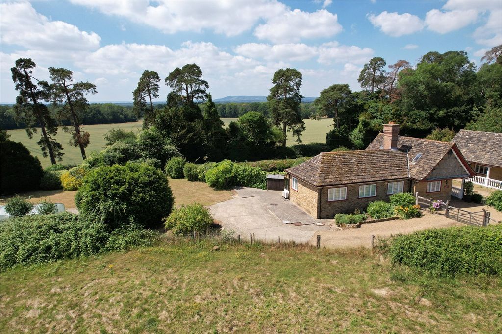 Property photo 1 of 10 Picture No. 13