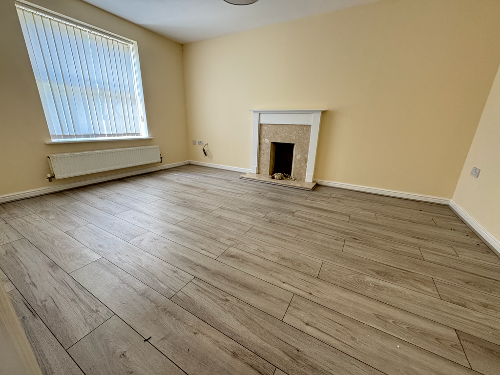 Property photo 2 of 14 Image (11)