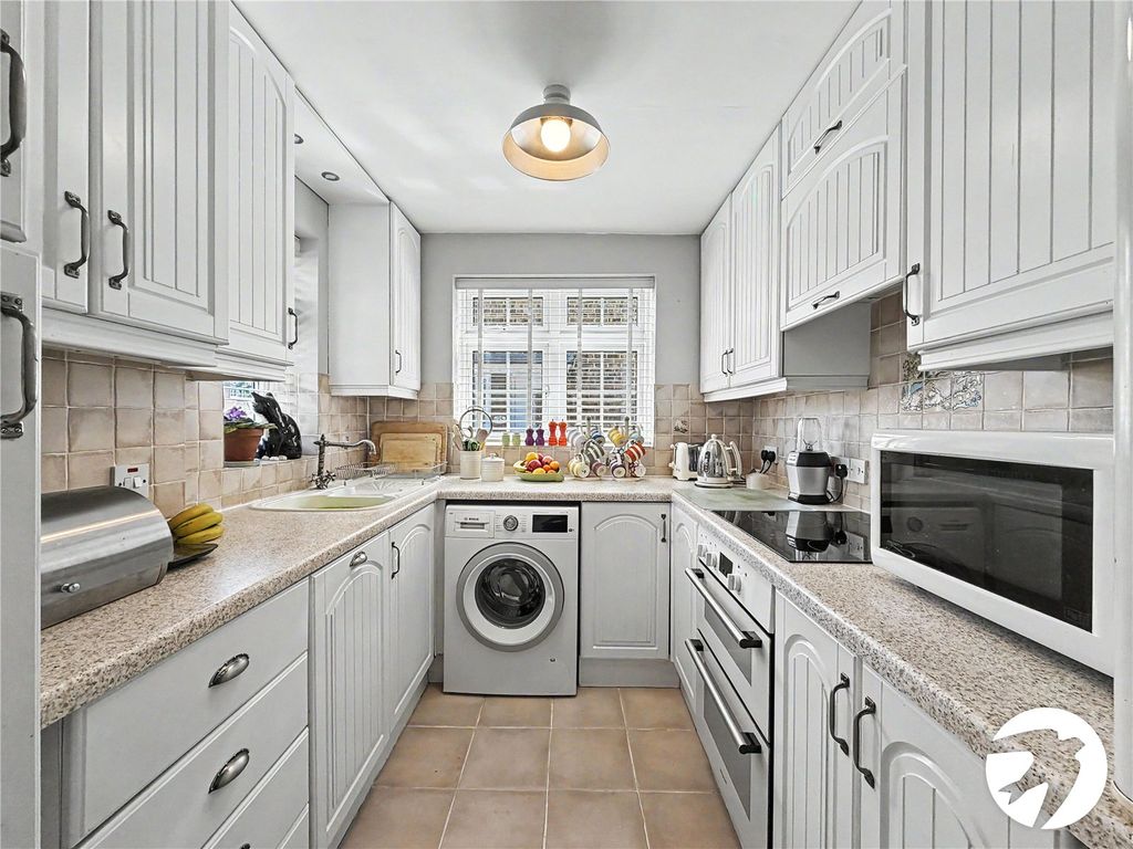 Property photo 2 of 15 Kitchen