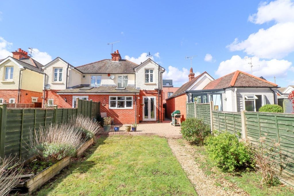 Property photo 2 of 25 Garden