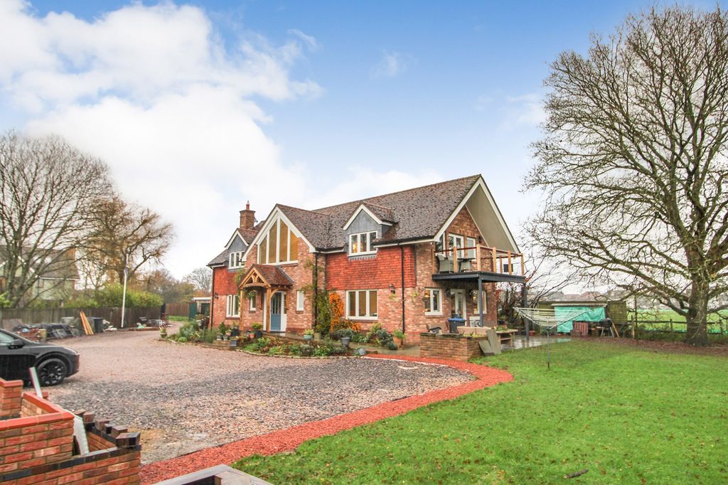 Property photo 1 of 18 Main Image