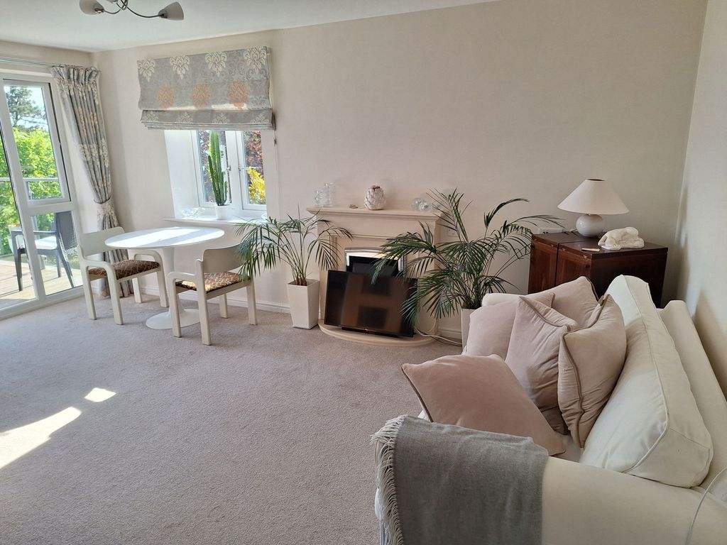 Property photo 3 of 15