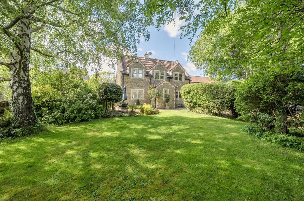 Property photo 2 of 23 1463336-3-6A05E96A6d086.Jpg