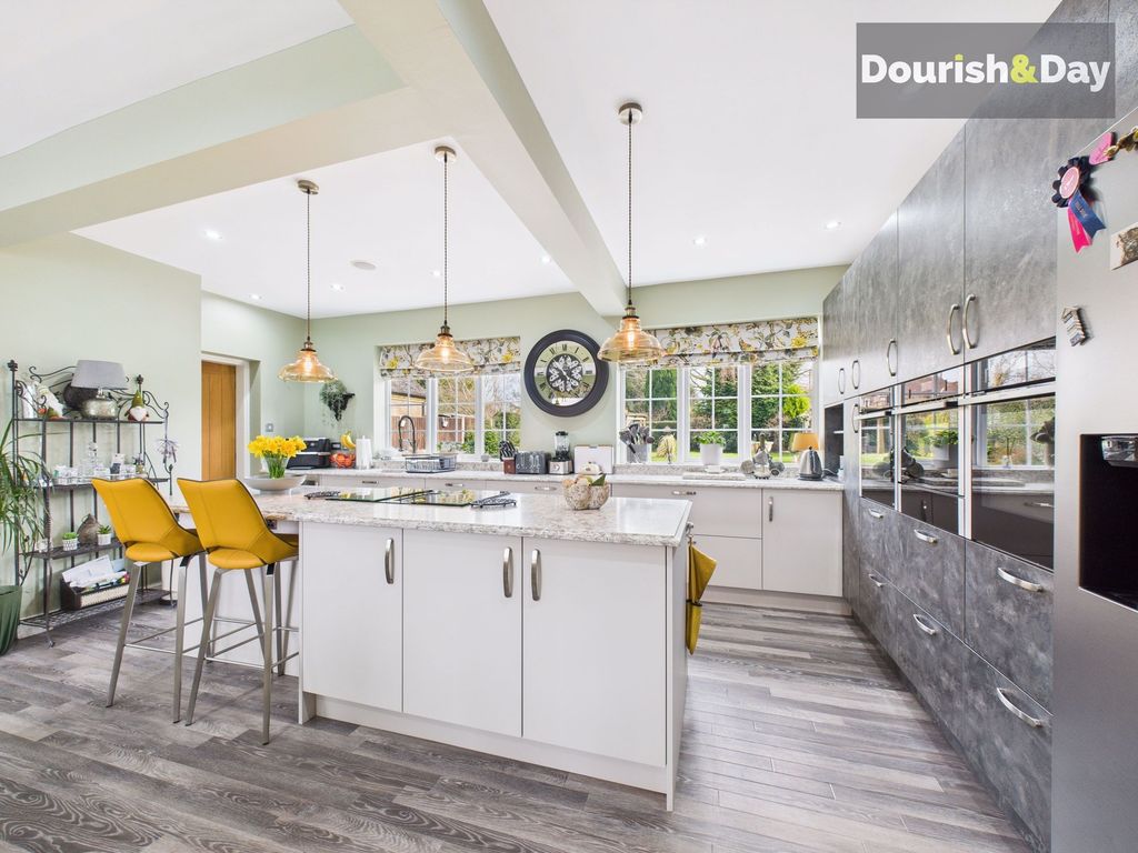 Property photo 2 of 43 Dining Kitchen