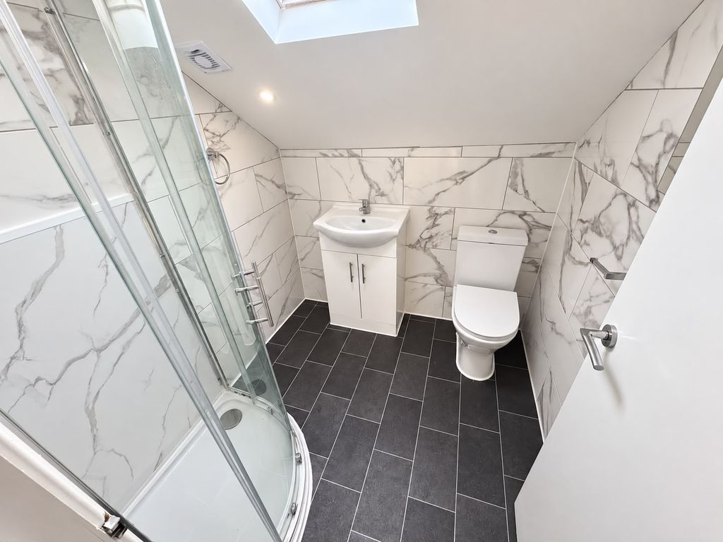 Property photo 3 of 3 4Bd6131A-Dee9-46A9-83B7-44Ff21d74930