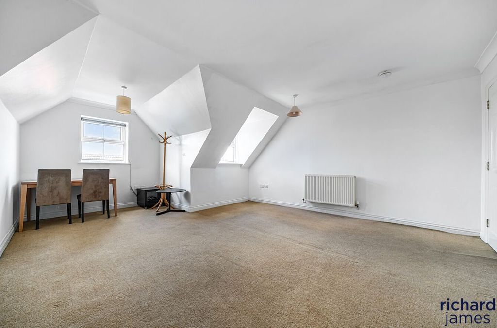 Property photo 3 of 11 cc63549d003248A1B0A4Bb886c94F601